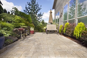 Paver patios look great and are easy to repair